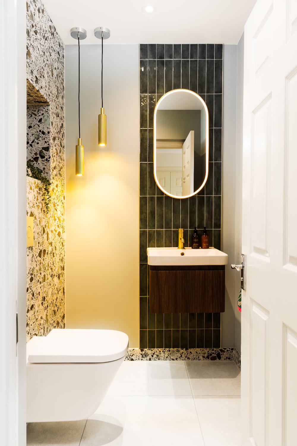 Cloakroom WC Penlan Cowbridge