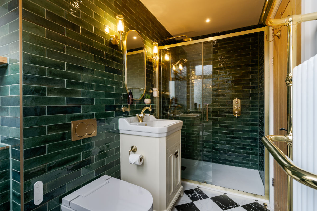 Bathroom makeover Cardiff