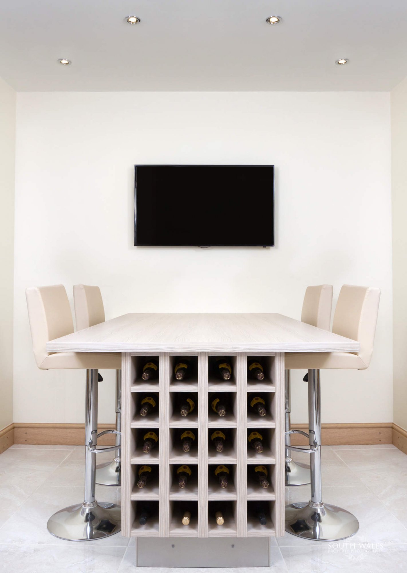 Bespoke breakfast bar