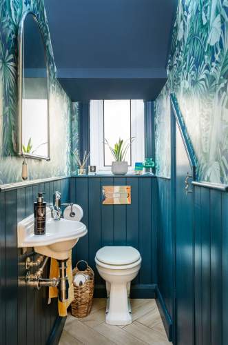 Stylish WC in Cardiff