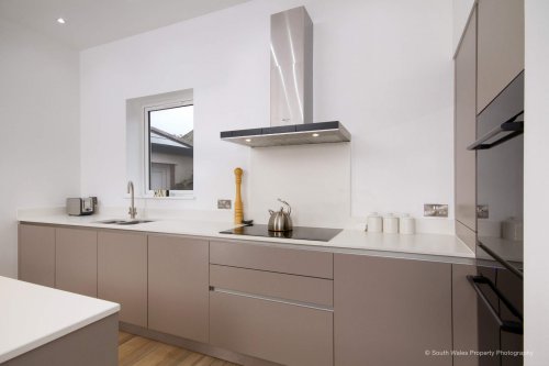 Handleless kitchen design
