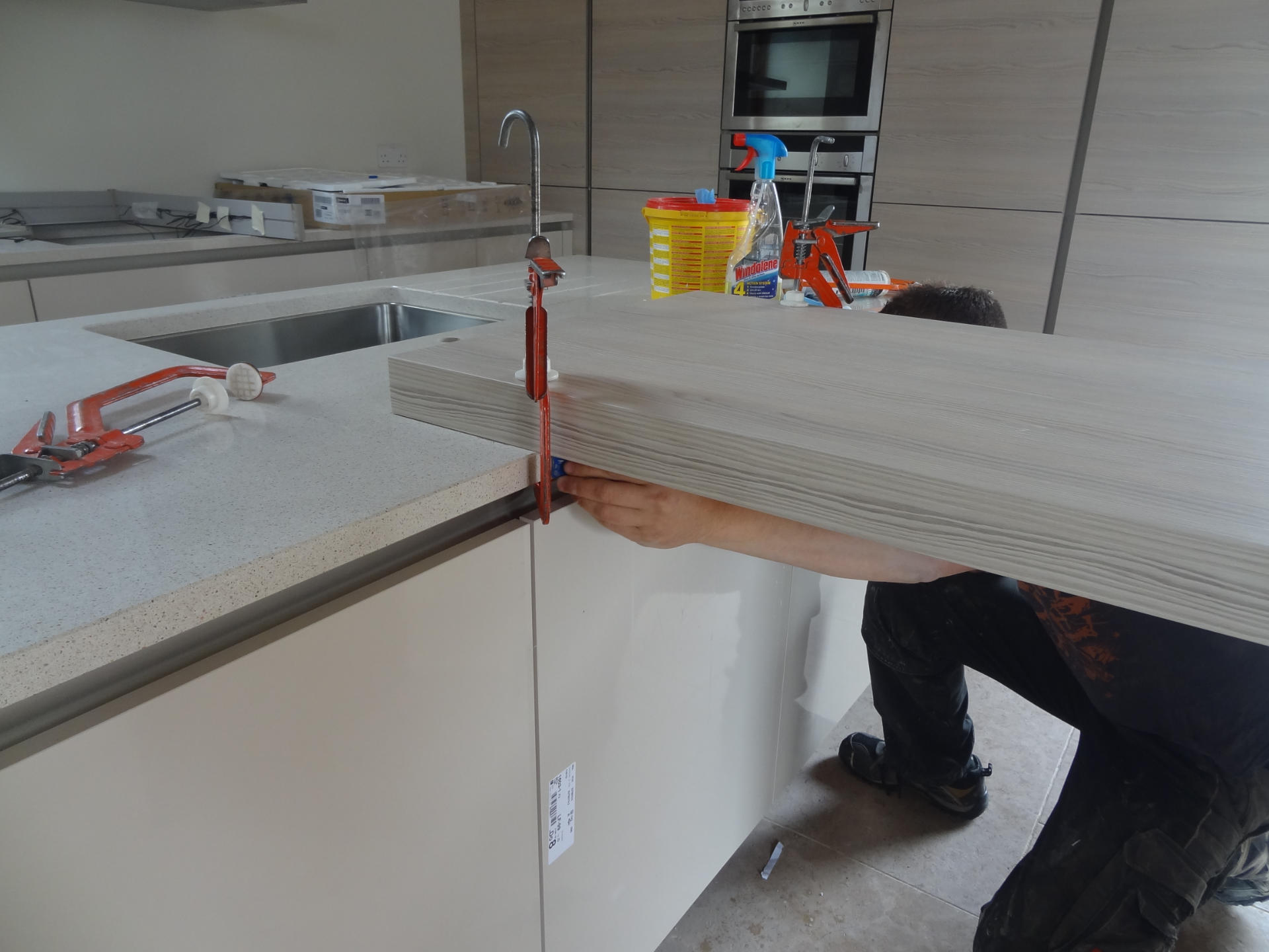 German kitchen in Llancarfan - image 05