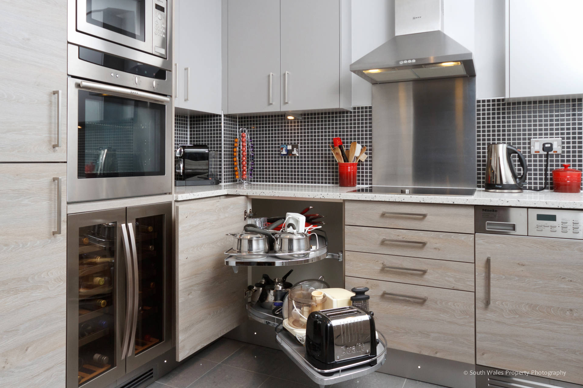 compact kitchen Cardiff - image 02