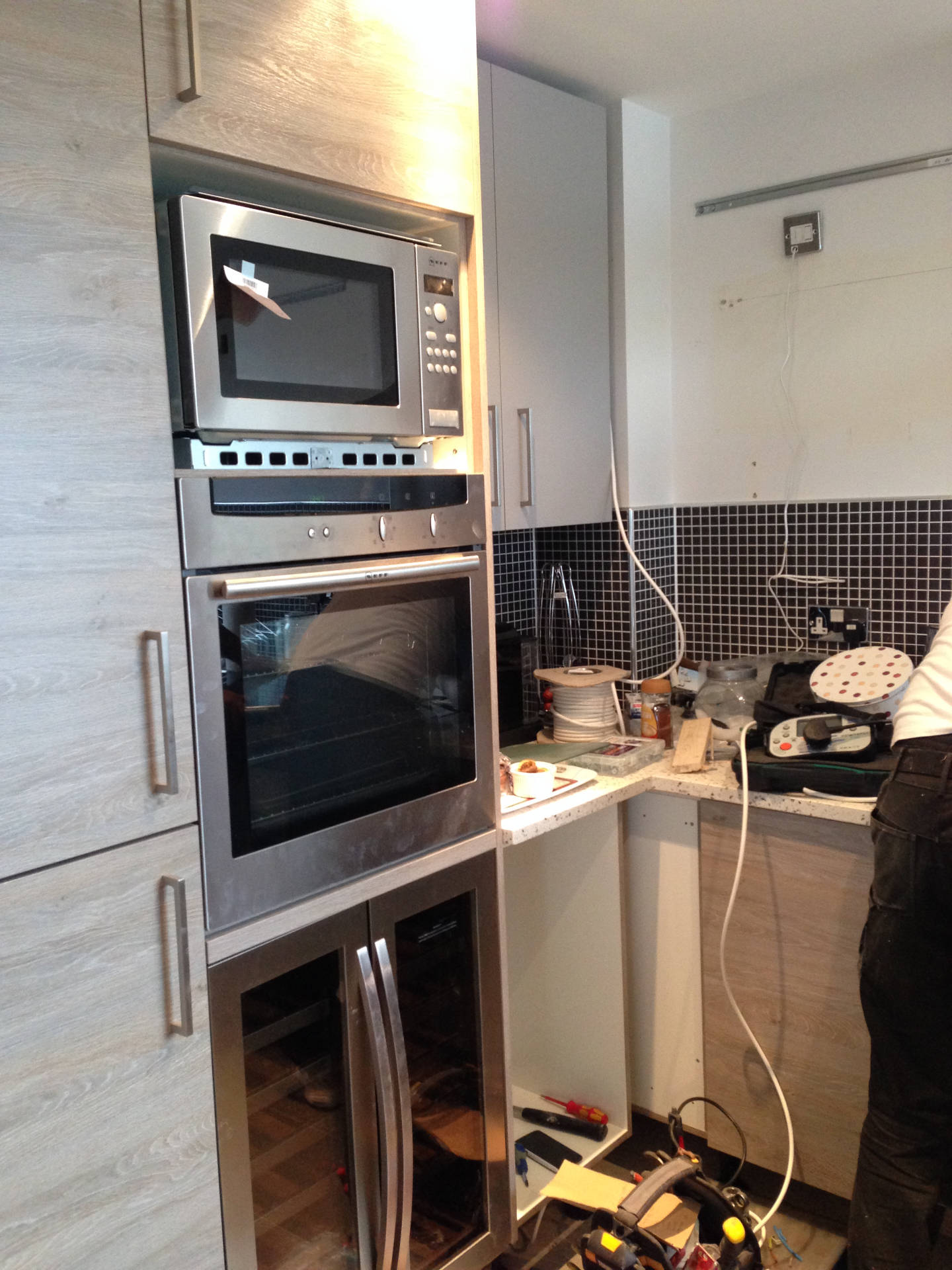 compact kitchen Cardiff - image 05