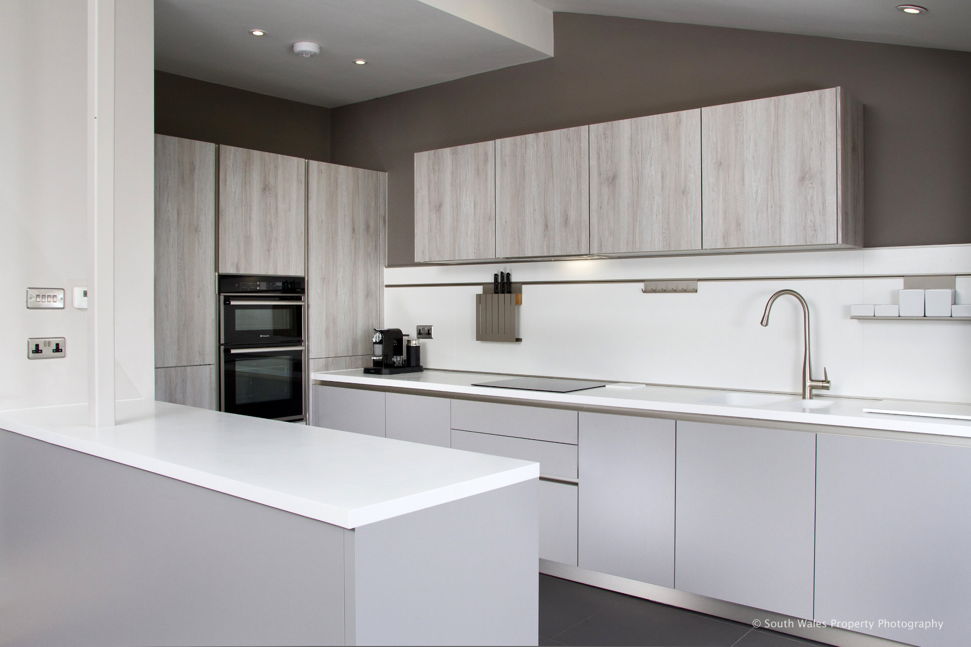 German kitchen installed in Penarth - image 04