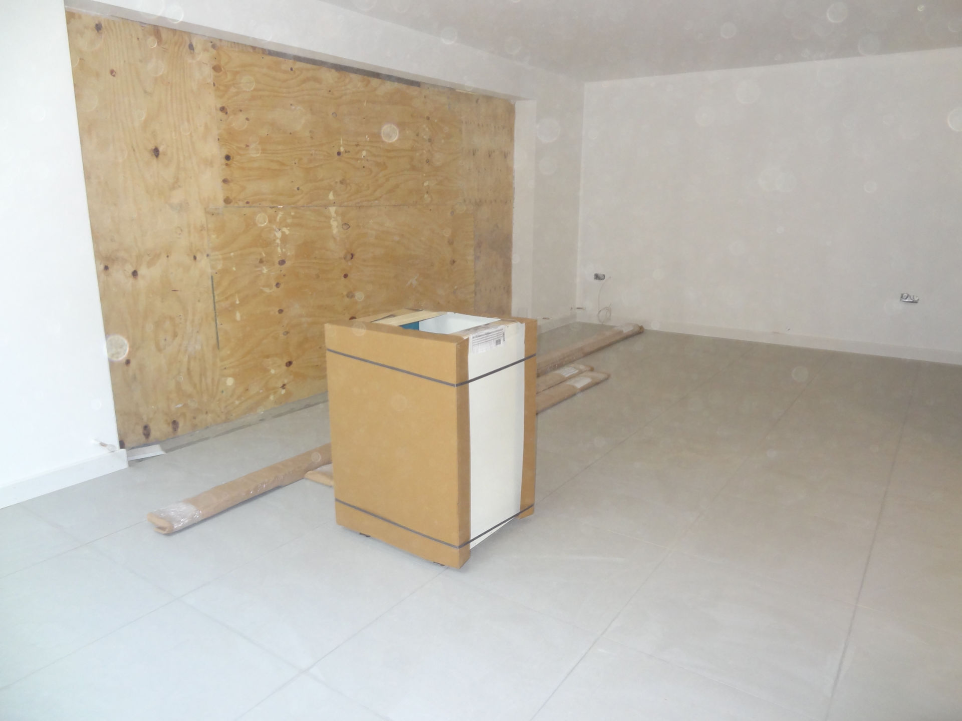 German kitchen in white and blue - image 05