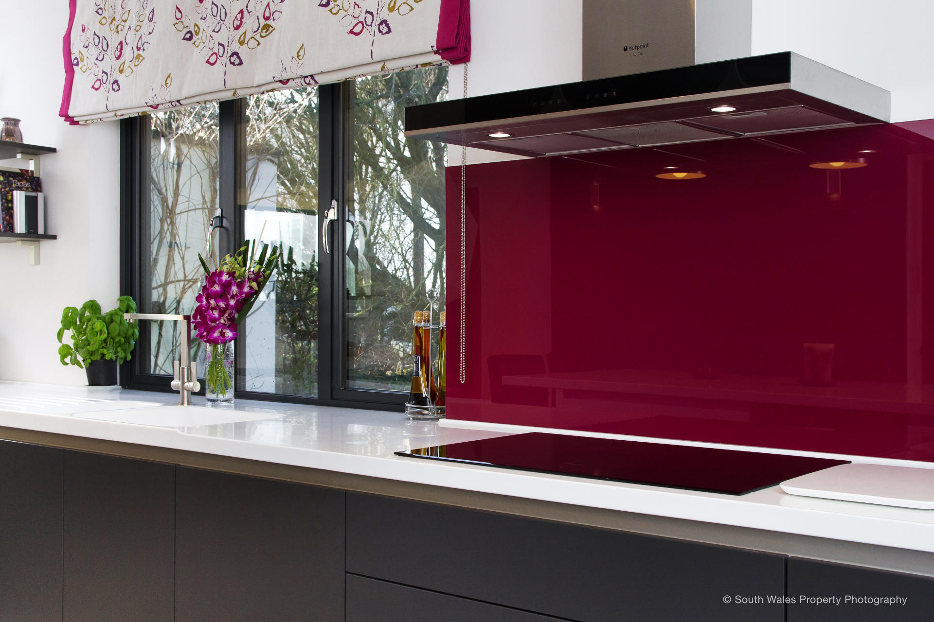 Contemporary German kitchen St Donats - image 03