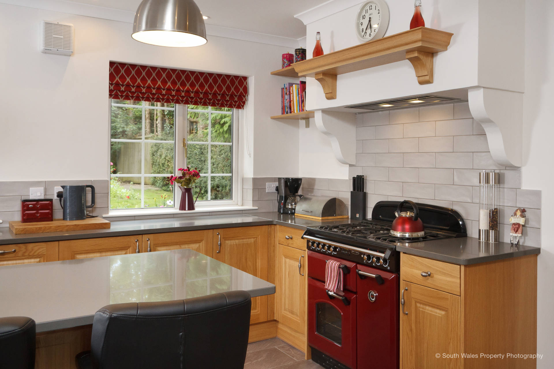 Traditional solid oak kitchen