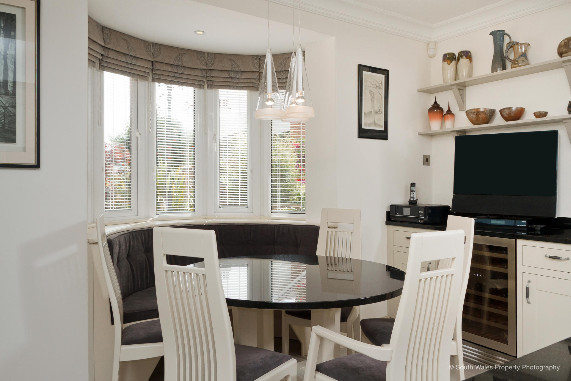 In-Frame kitchen in Porthcawl - image 05