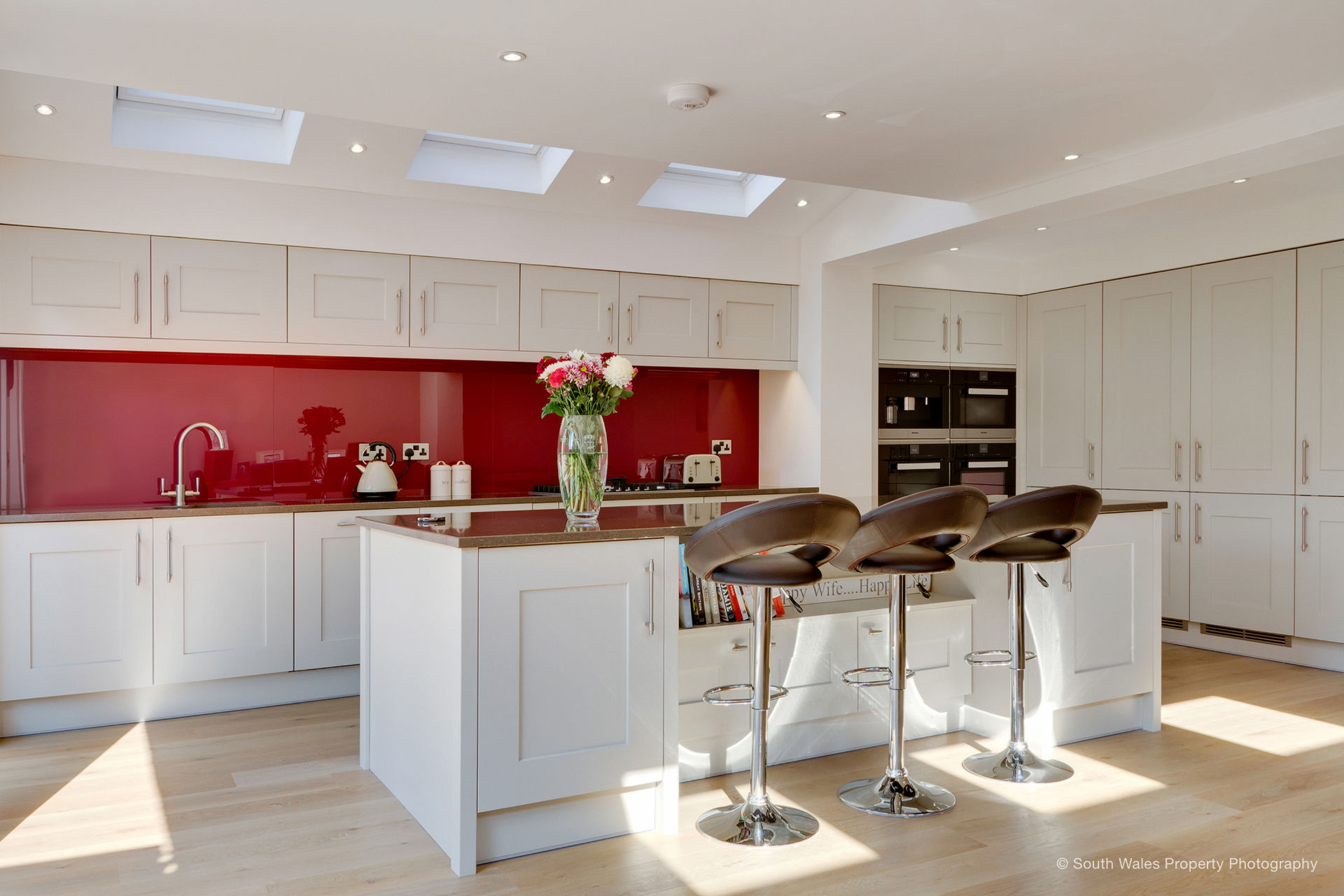 Rear extension kitchen - image 02