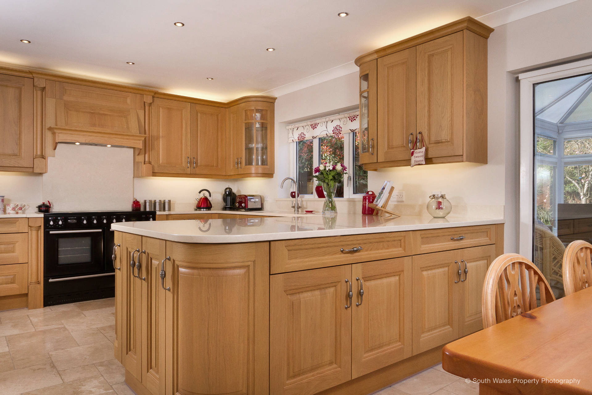 Traditional oak kitchen