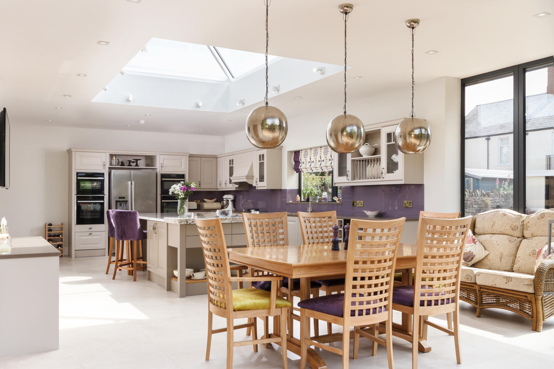 Traditional Kitchen in Penarth - image 02