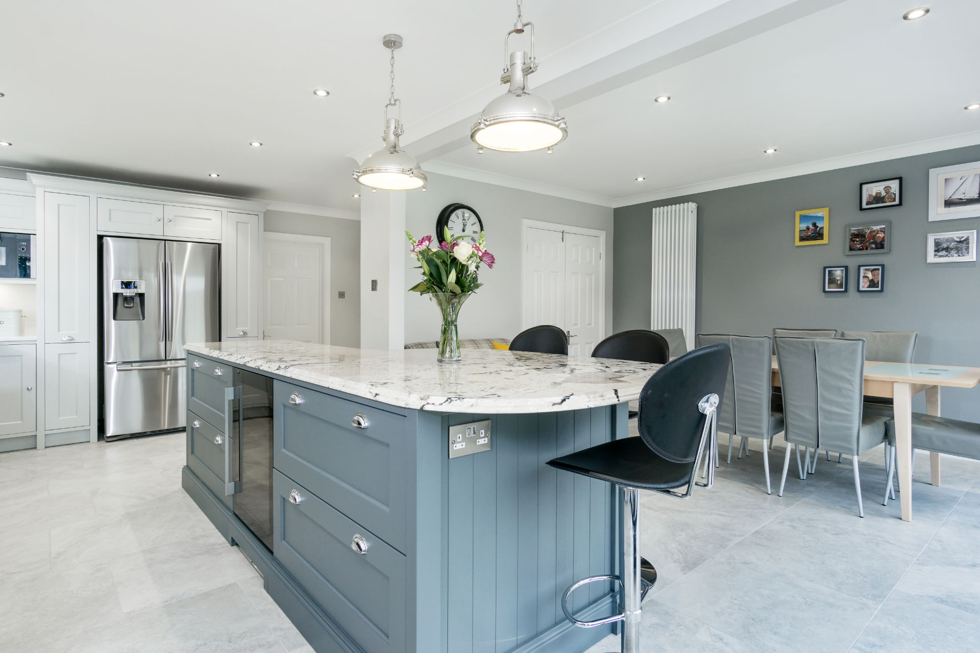 Light Grey shaker kitchen - image 03