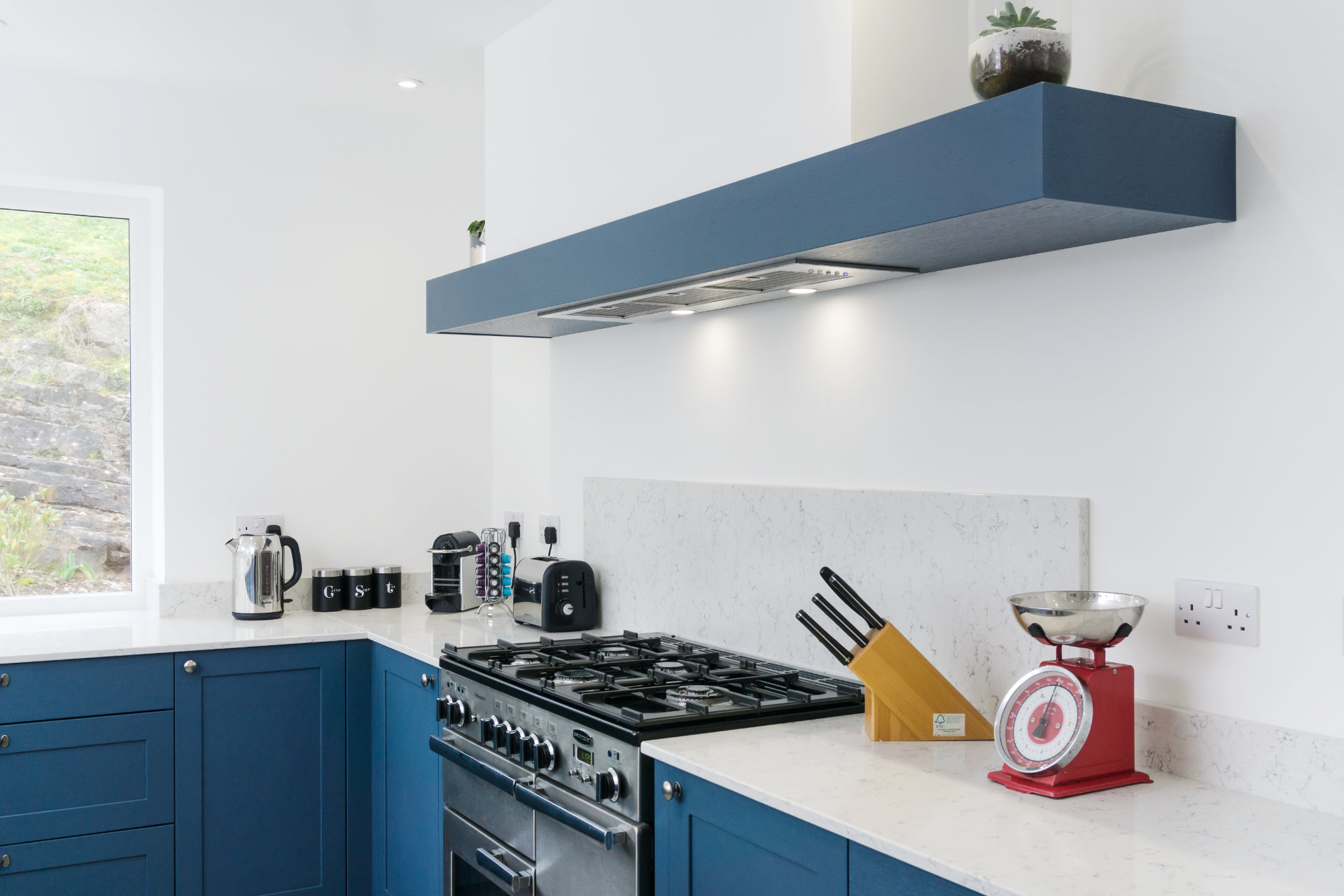 Shaker kitchen in Penllyn - image 05
