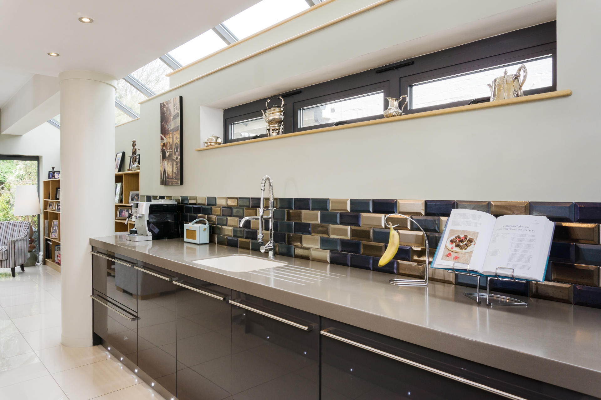 German kitchen with Corian - image 04
