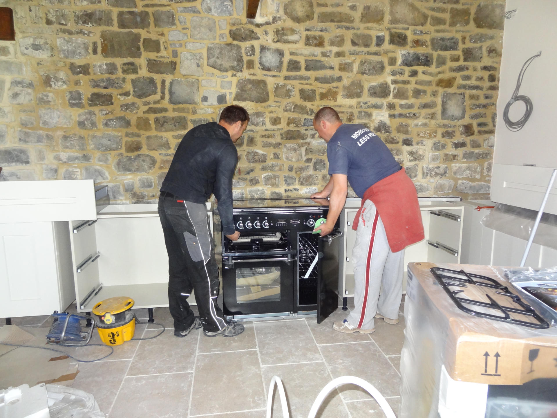 Shaker kitchen Llancarfan - image 05