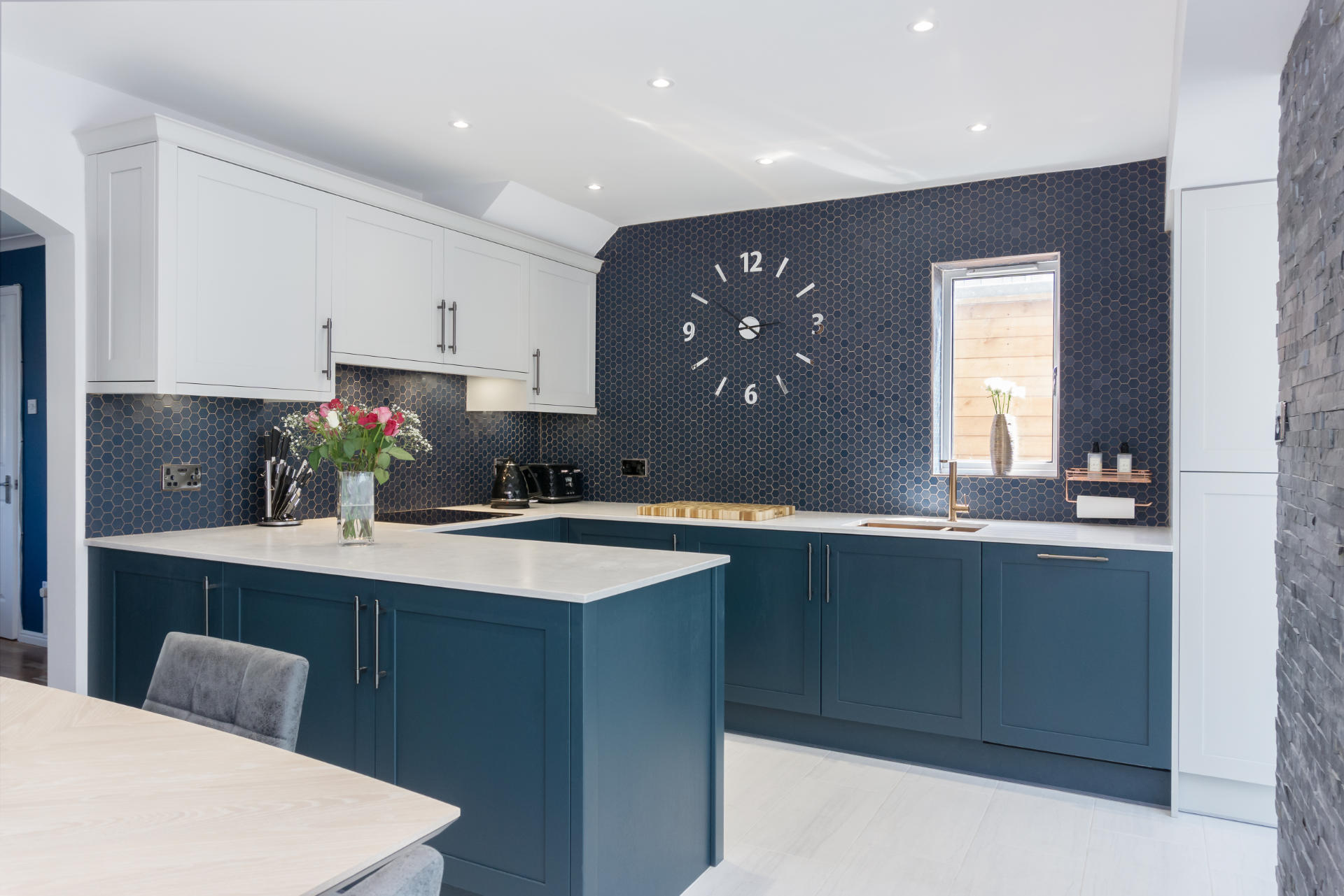 Multi functional compact kitchen - image 02