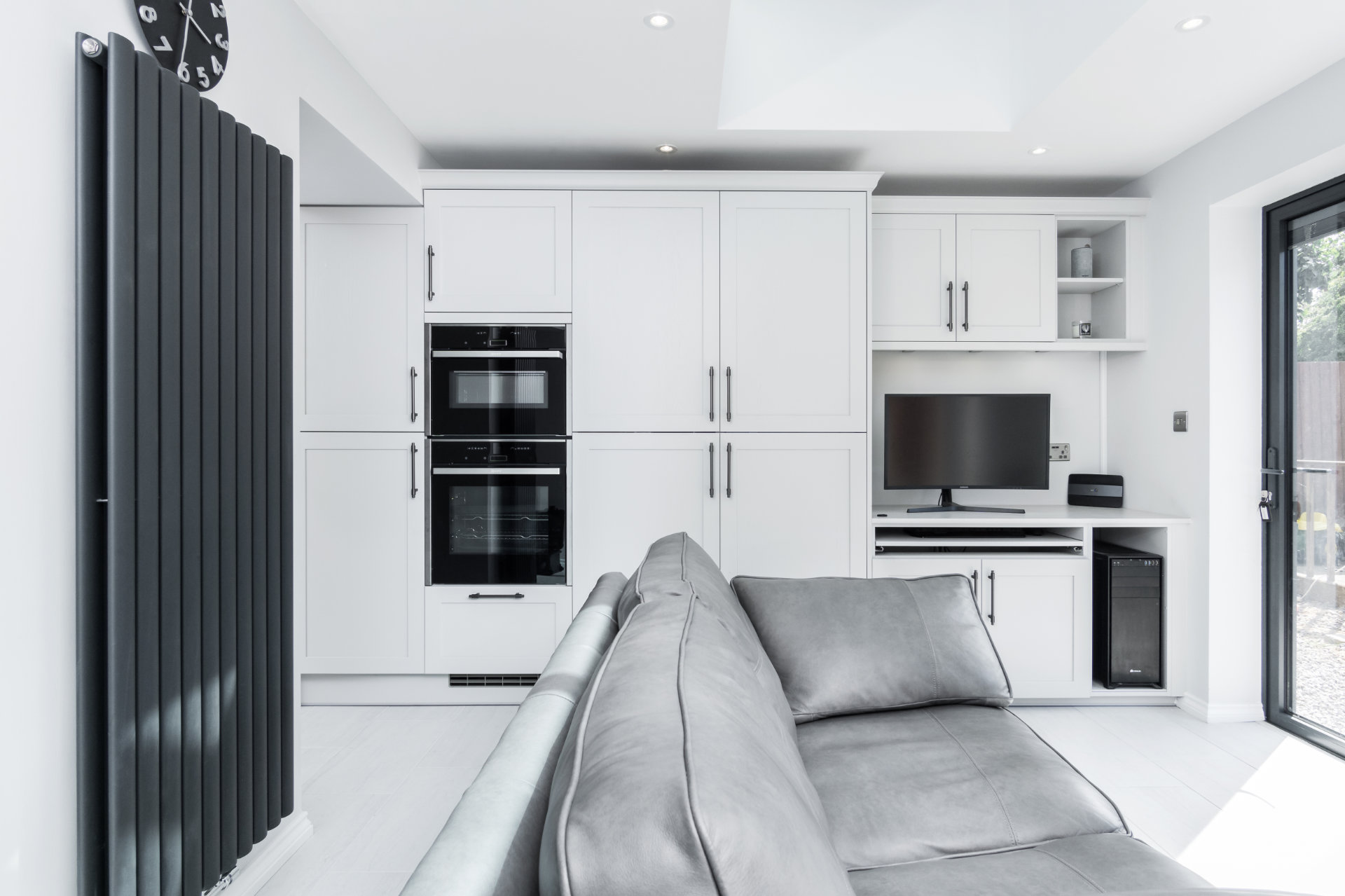 Multi functional compact kitchen - image 05