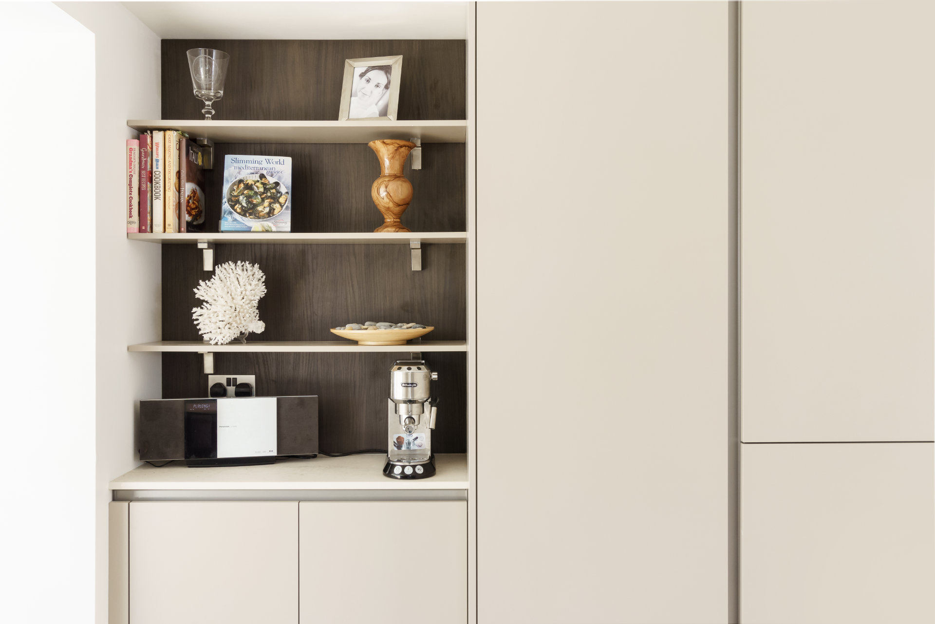 Pronorm kitchen St Athan - image 05