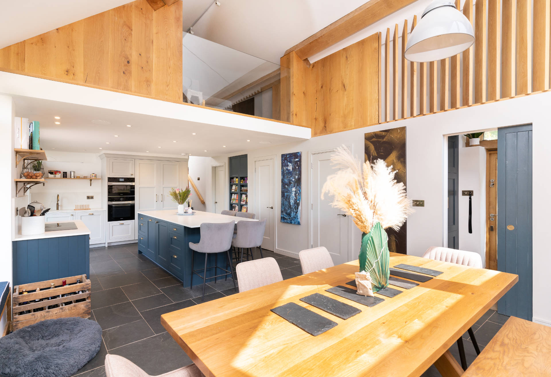 Barn conversion kitchen - image 03