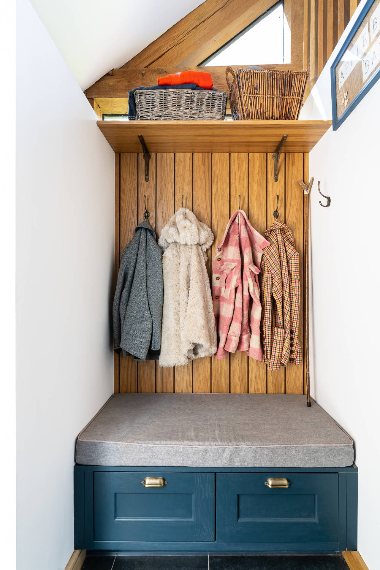 Barn conversion kitchen - image 05