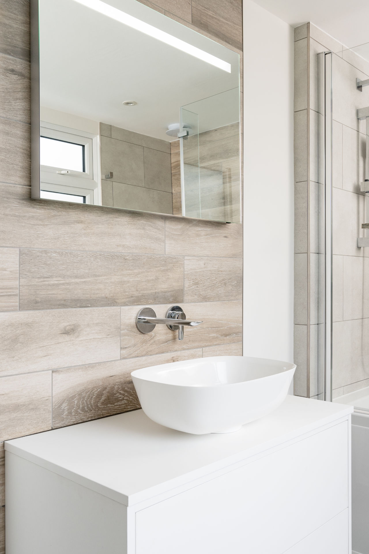 Luxury bathroom Cowbridge - image 04