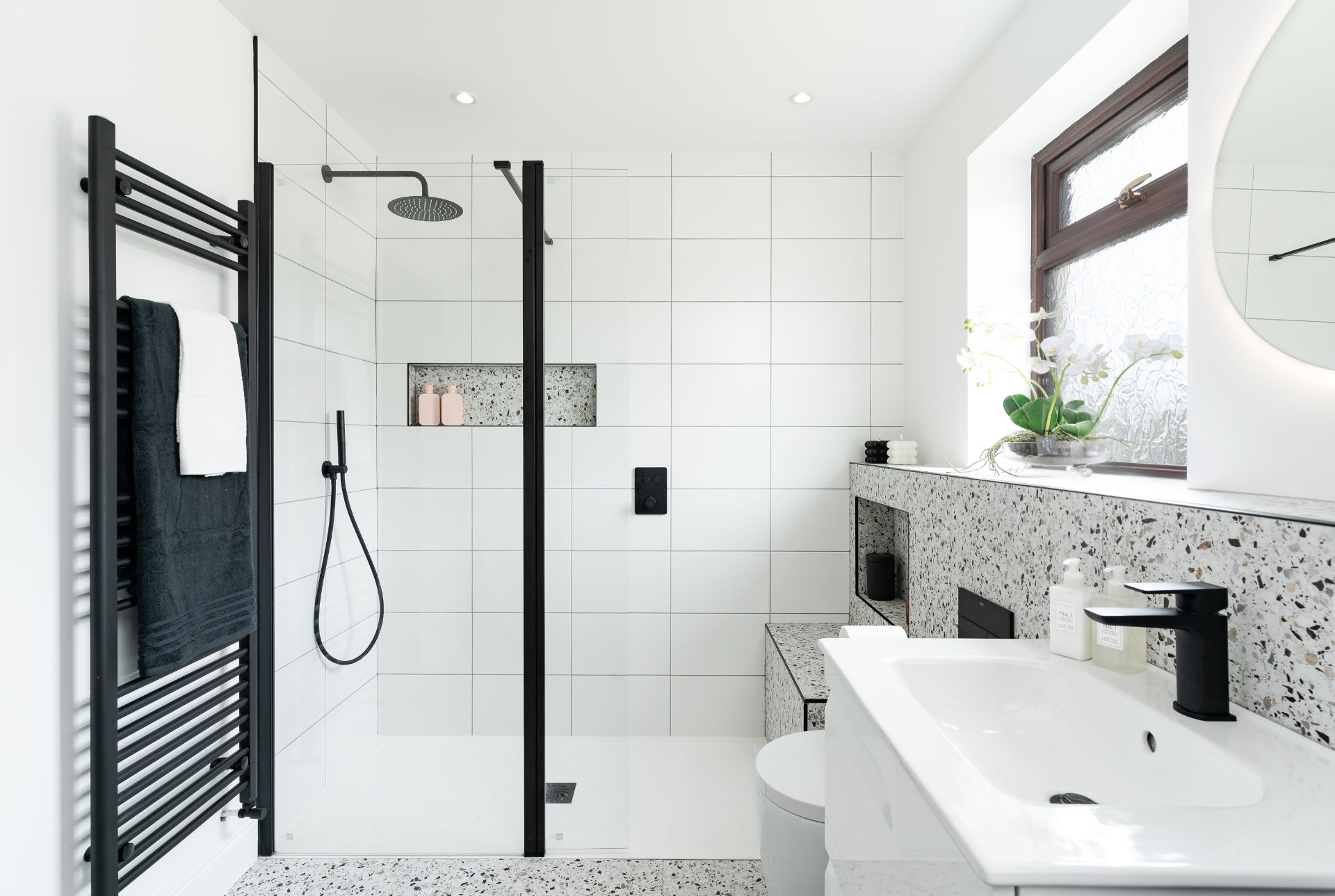 Terrazzo bathroom Llantwit Major - image 01