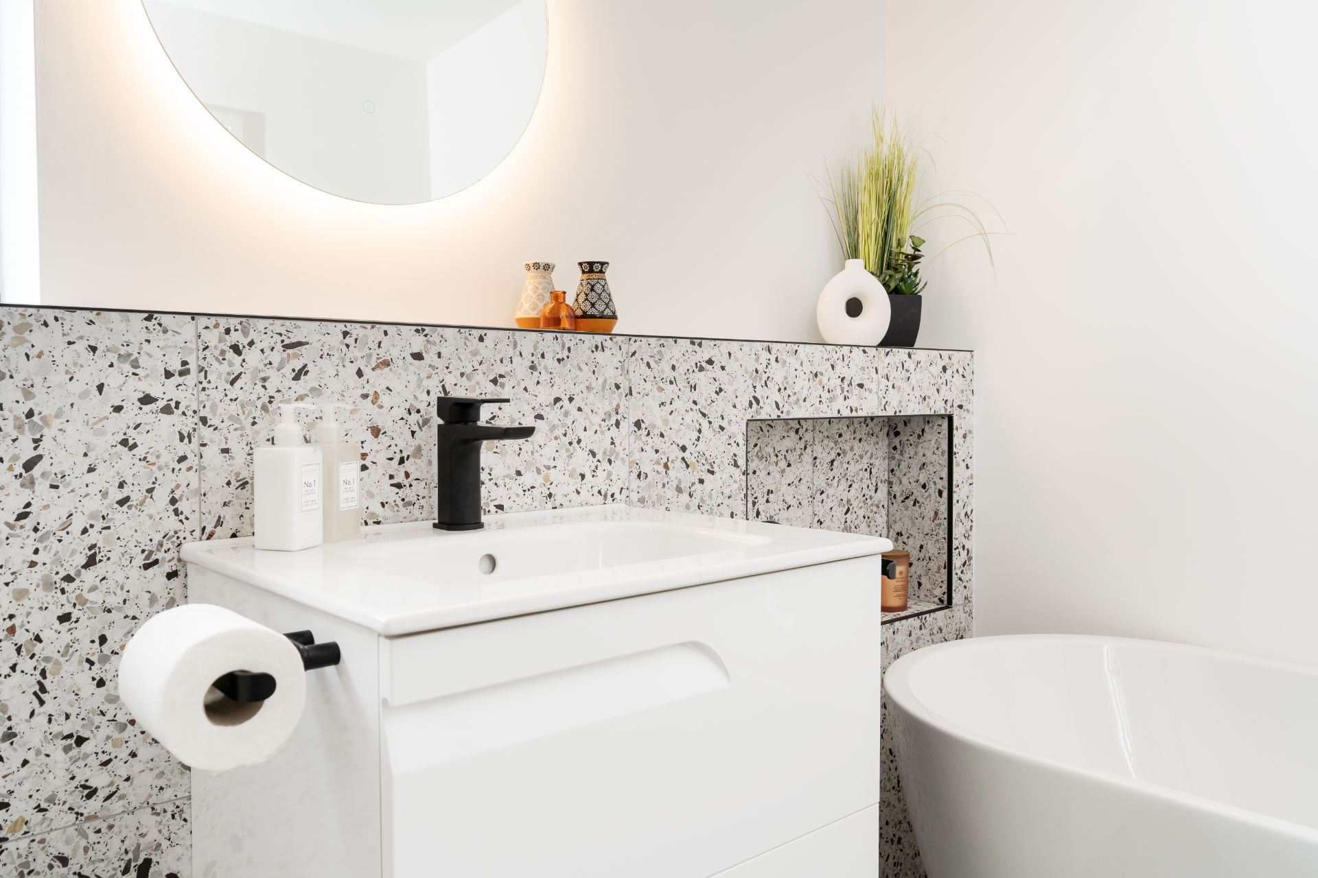 Terrazzo bathroom Llantwit Major - image 05
