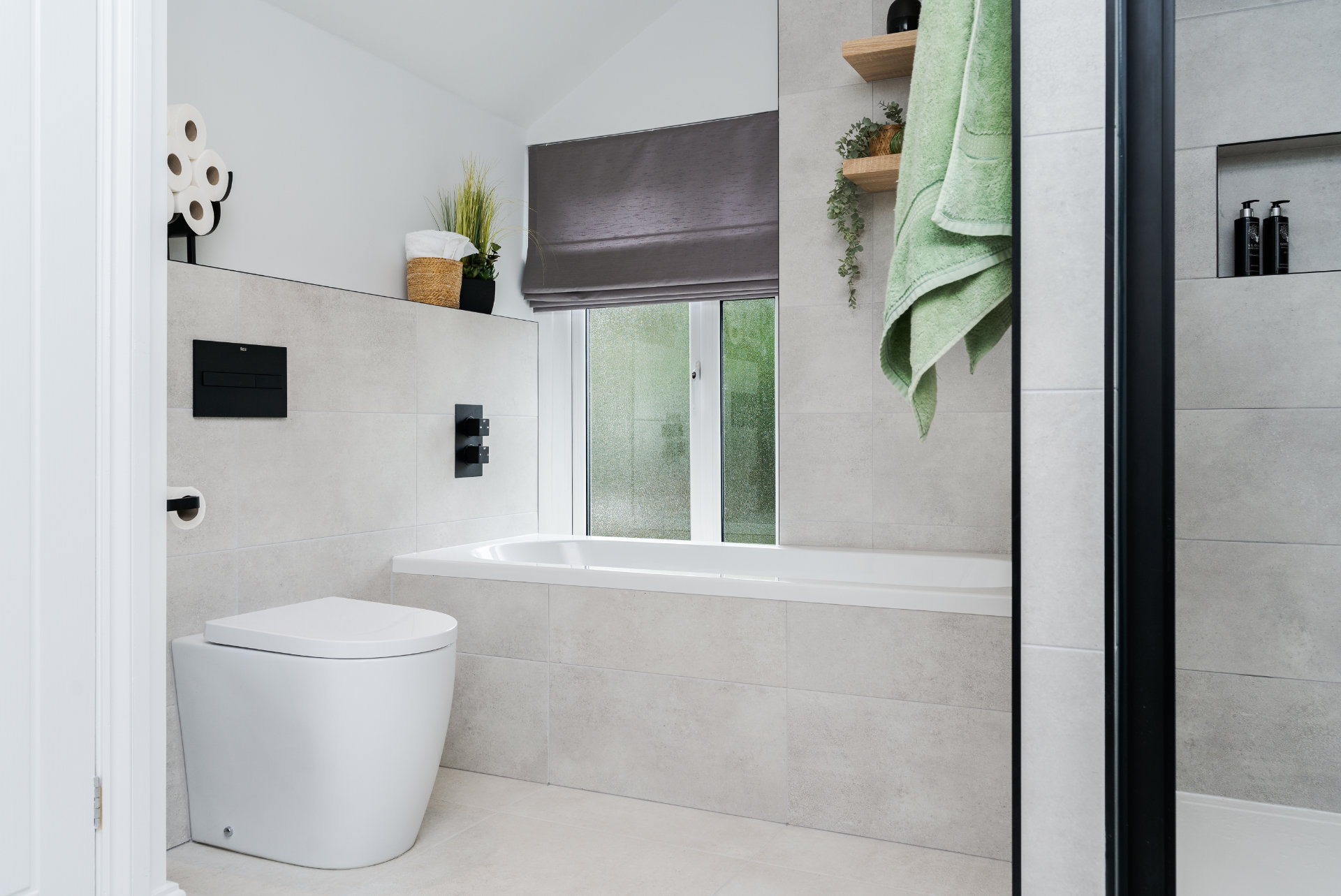 Bathroom refresh in Pontcanna - image 03