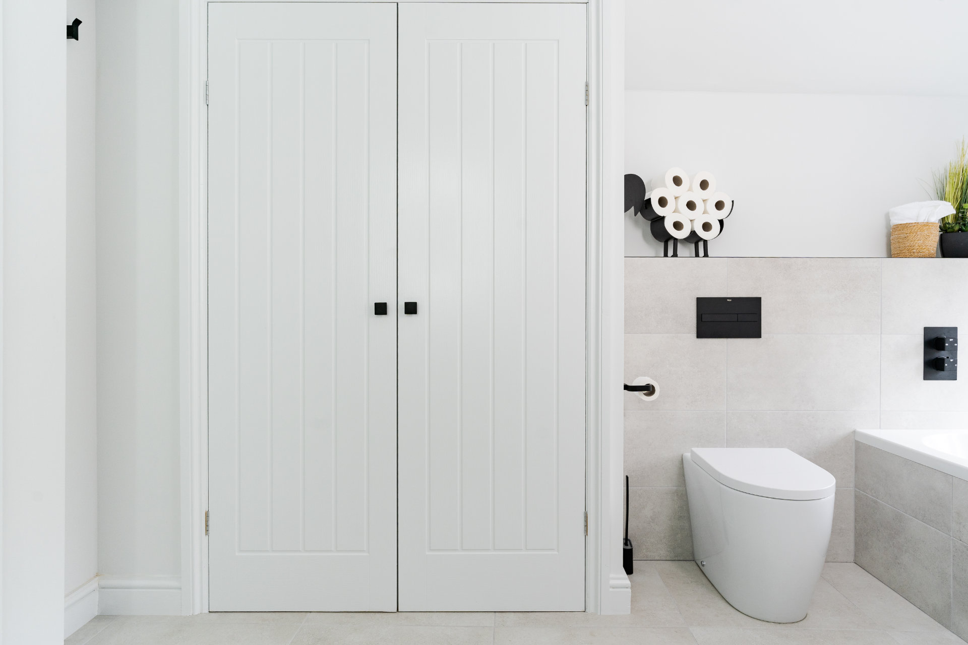 Bathroom refresh in Pontcanna - image 04