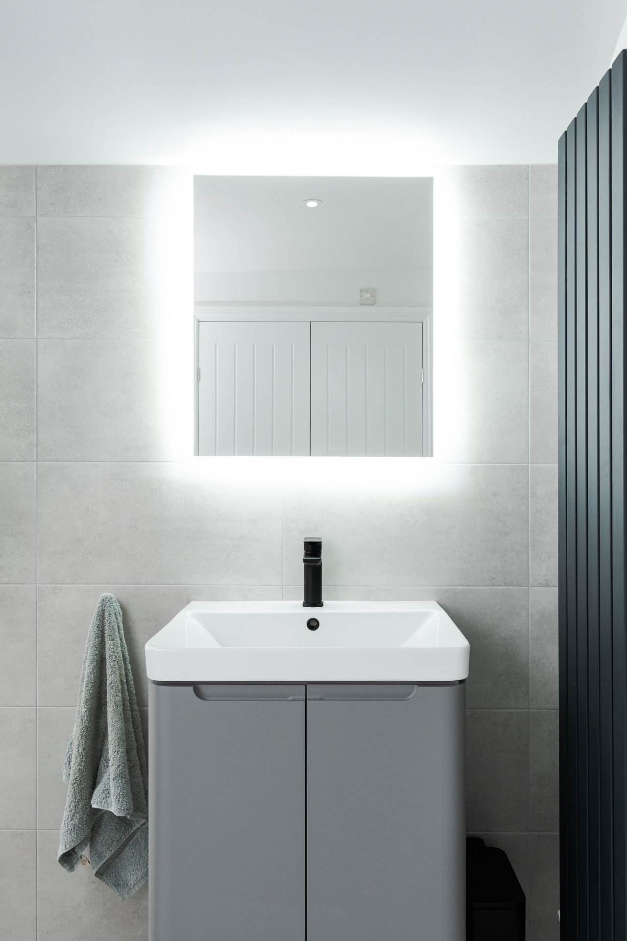 Bathroom refresh in Pontcanna - image 05