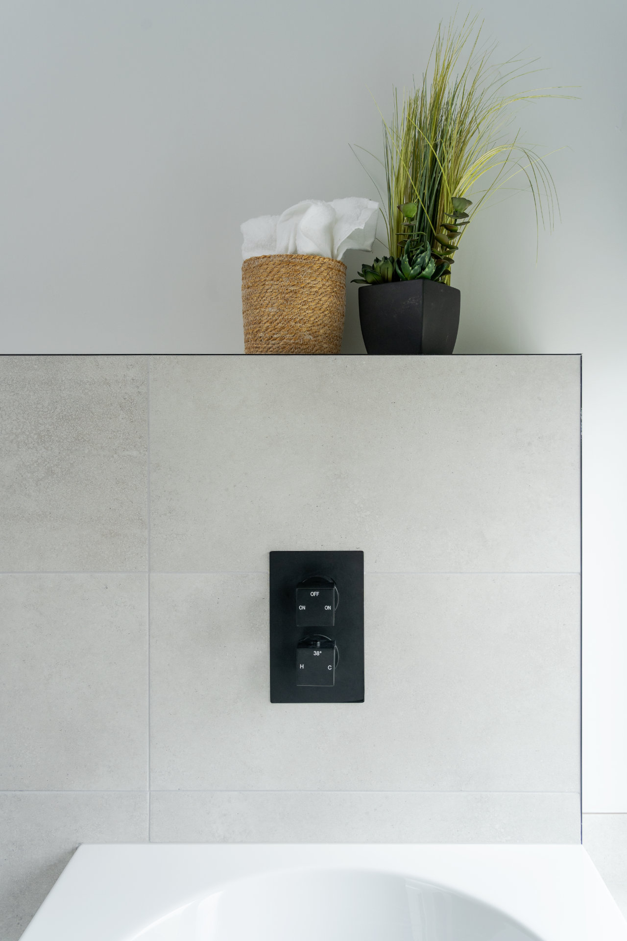 Bathroom refresh in Pontcanna - image 05