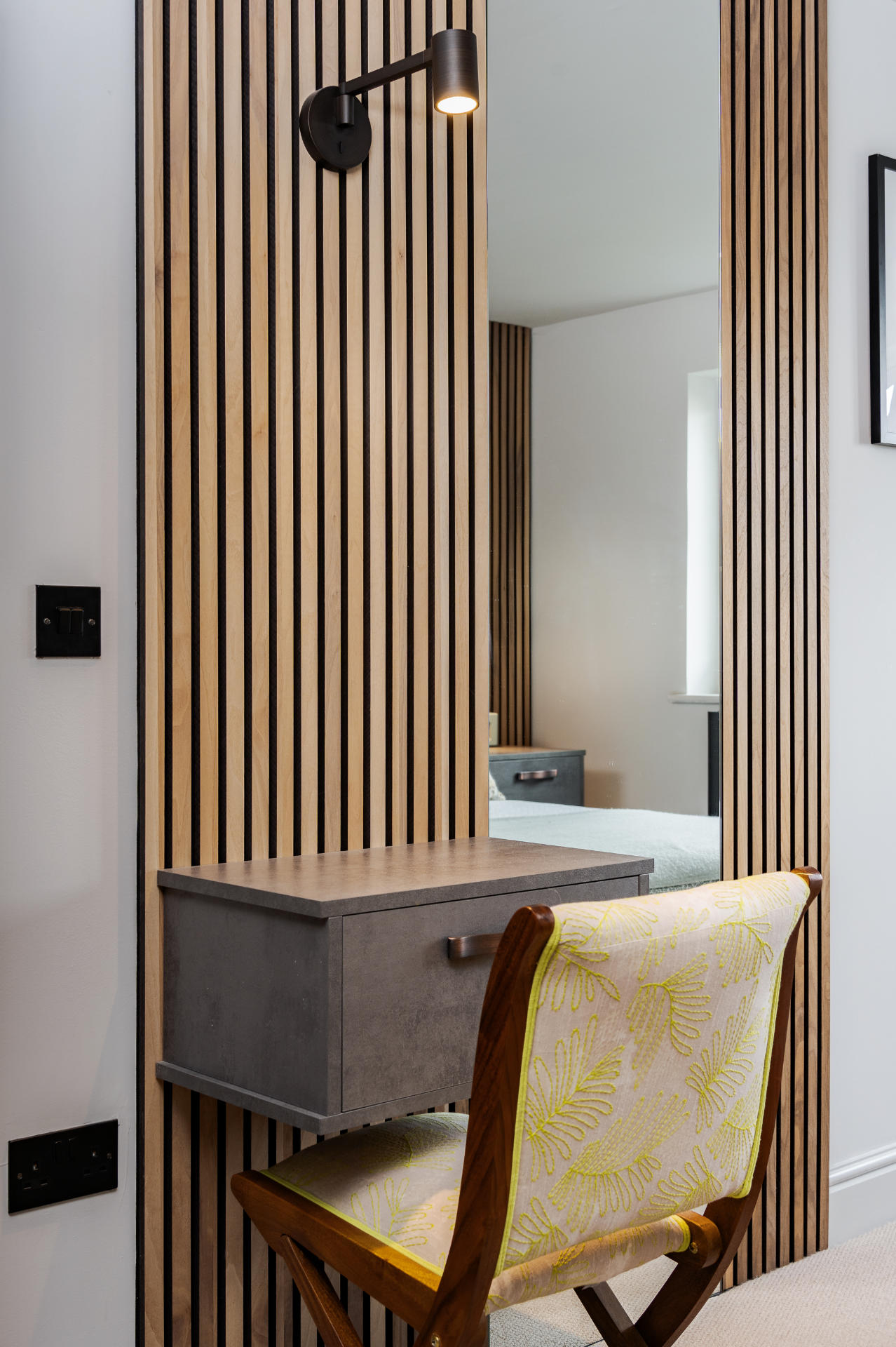 Porthcawl bedroom - image 05