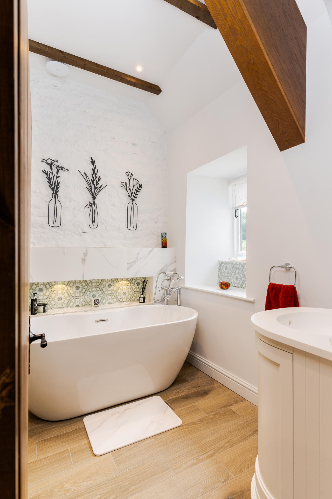 Bathroom renovation Boverton - image 02