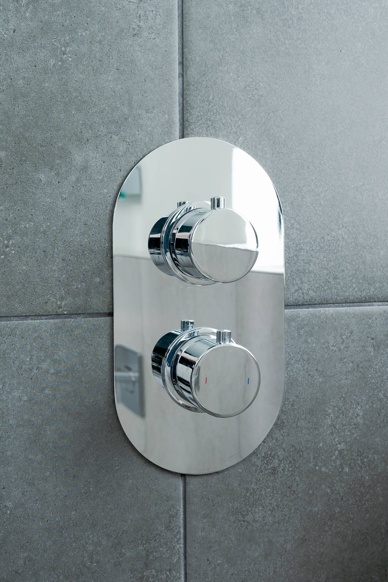 Neutral bathroom Cowbridge - image 05