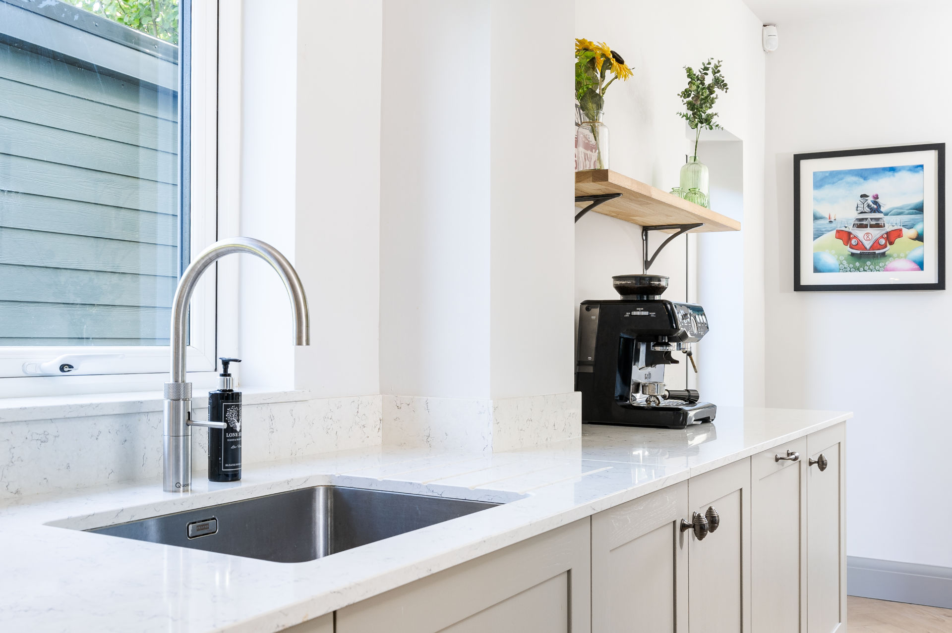 Galley kitchen Cowbridge - image 05