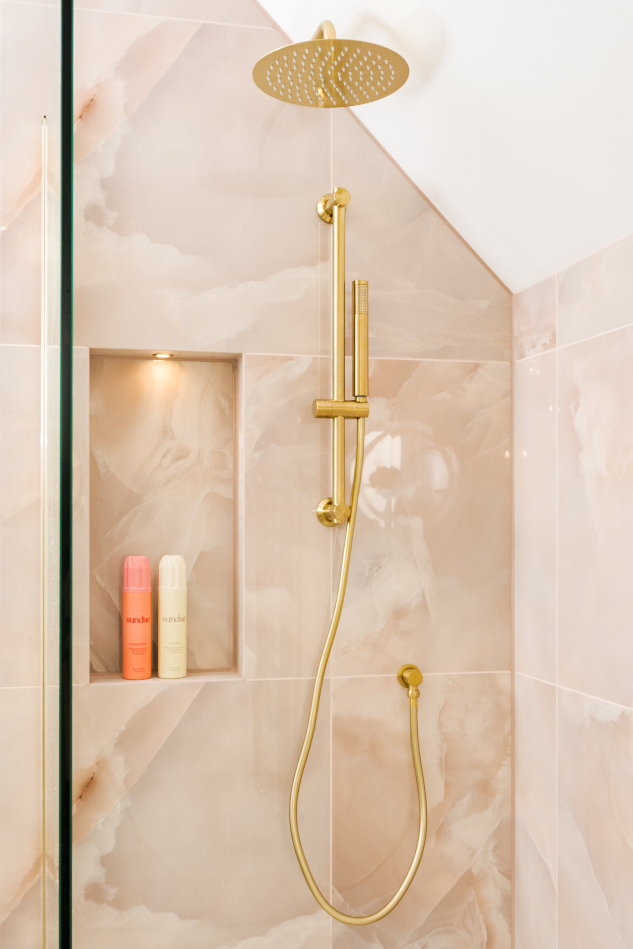 Cardiff shower room - image 02