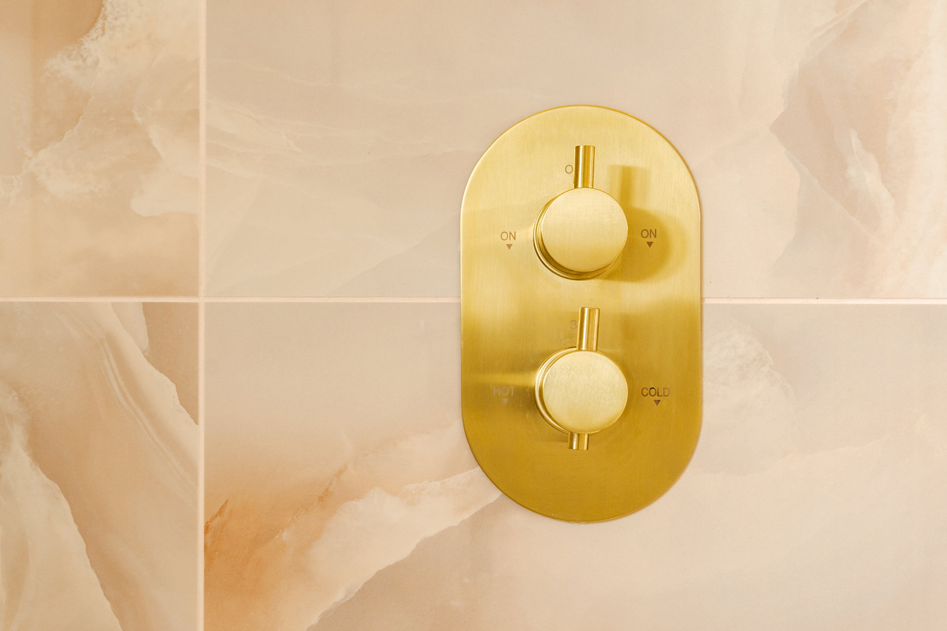 Cardiff shower room - image 05